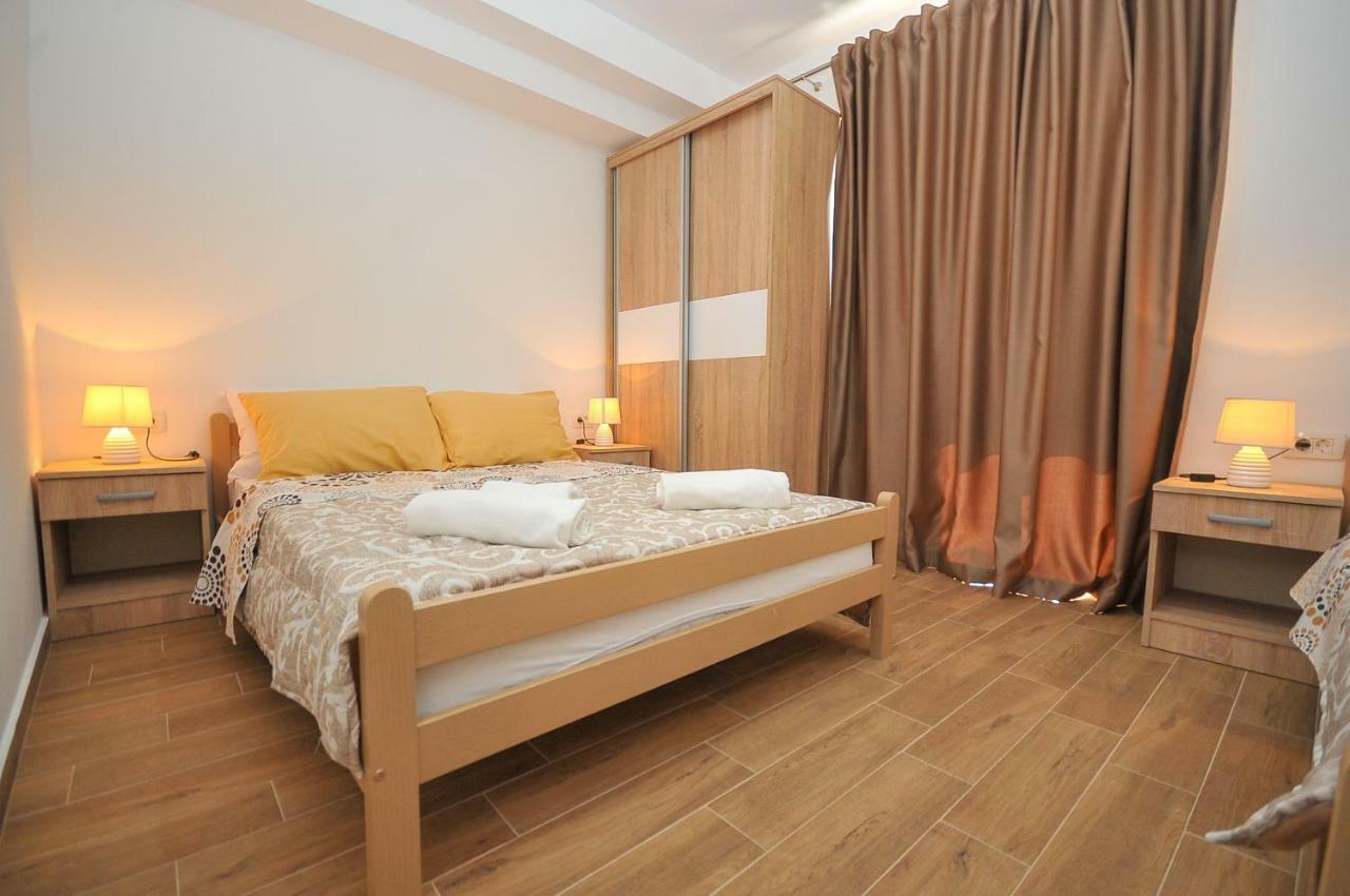 Apartmani Vitic Bar Exteriör bild